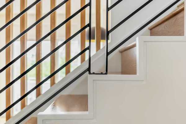 modern_box_remodel-stair-detail-1